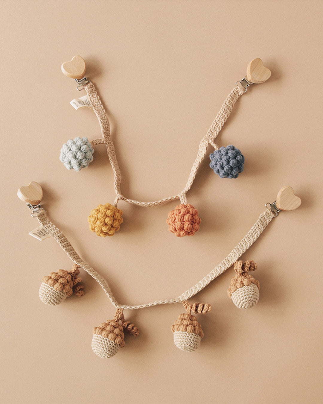 Patti Oslo Acorn Pram Chain | caramel Music Mobiles & Pram Chains
