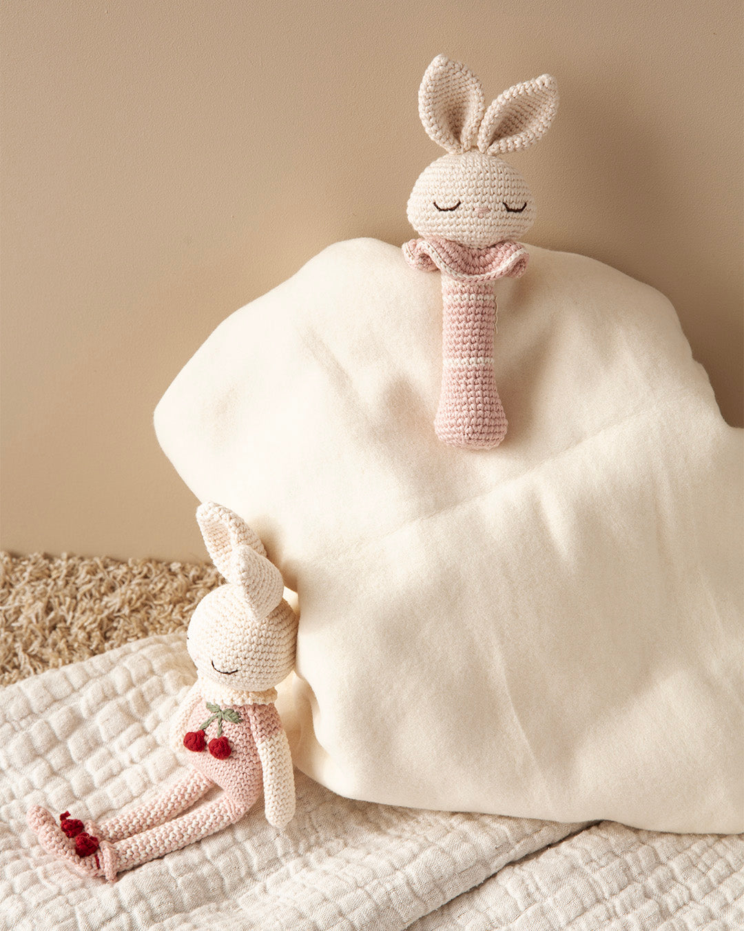Patti Oslo Bunny Rattle | rosa with bell Teething Rings & Rattles & Baby Gym Toys