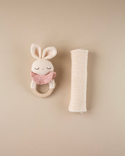 Patti Oslo Bunny the Teething Ring I rosa Teething Rings & Rattles & Baby Gym Toys