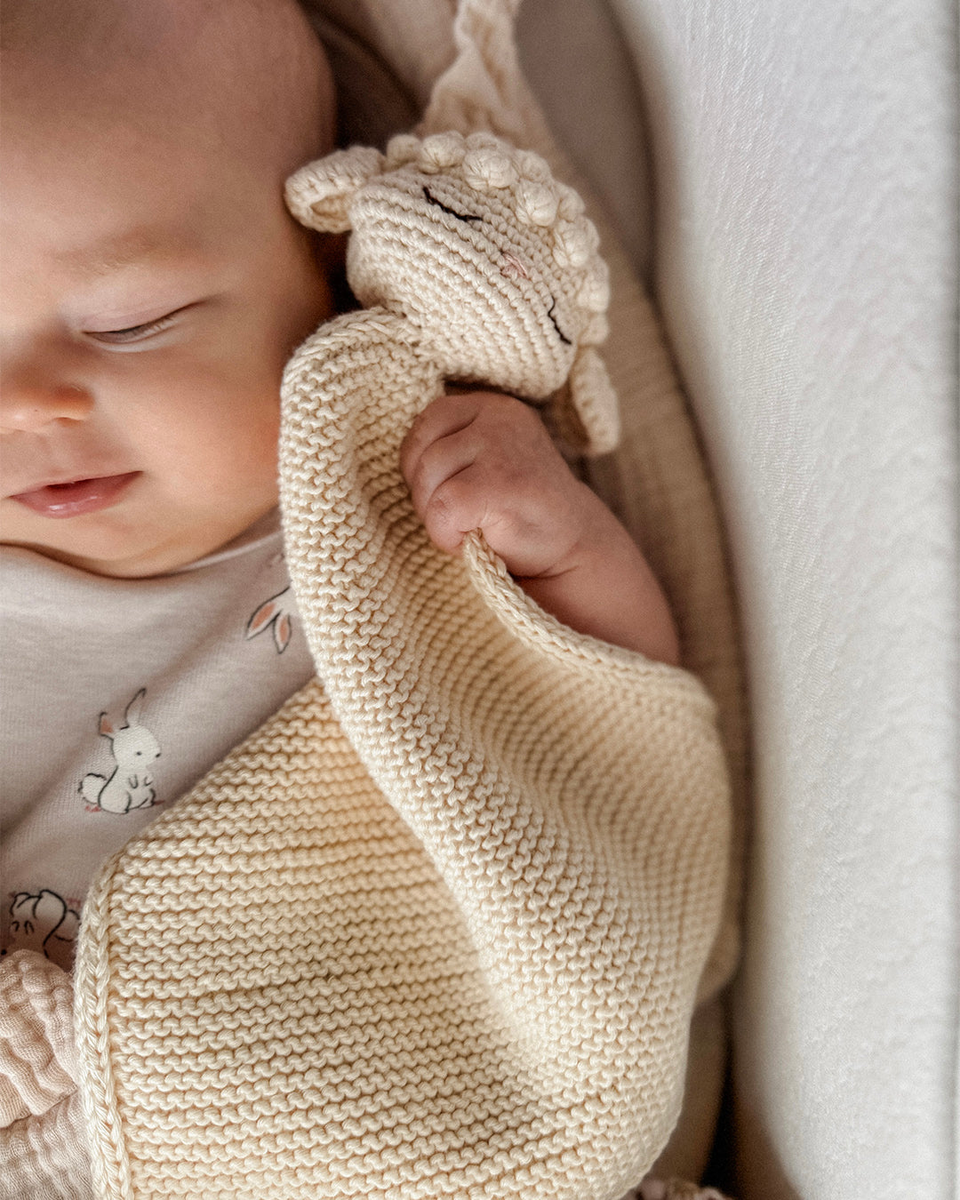 Patti Oslo Cuddle Cloth Lamb | cream Cuddle Cloths