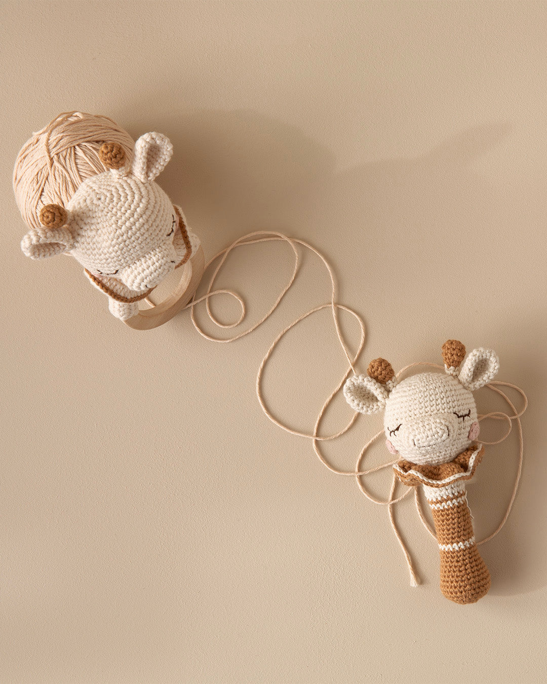 Patti Oslo Goldie the Giraffe Rattle I caramel Teething Rings & Rattles & Baby Gym Toys