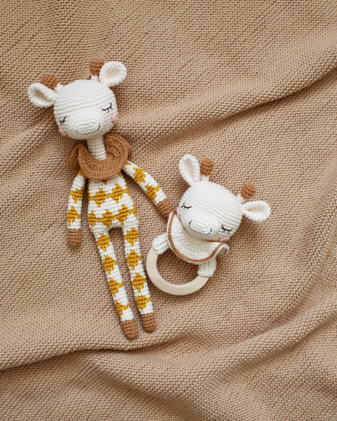 Patti Oslo Goldie the Giraffe Teething Ring I caramel Teething Rings & Rattles & Baby Gym Toys